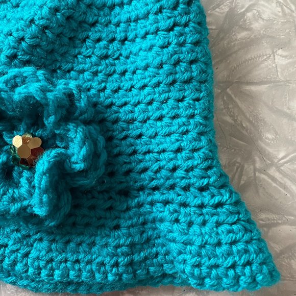 Handmade turquoise crochet winter hat cloche hat with flower - Picture 3 of 3